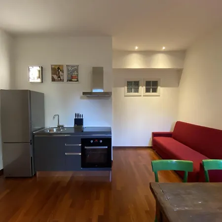 Studio54 In Pieno Centro A Pochi Passi Dal Mare דירה פסארו