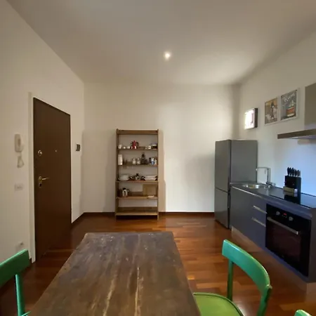 Studio54 In Pieno Centro A Pochi Passi Dal Mare דירה פסארו